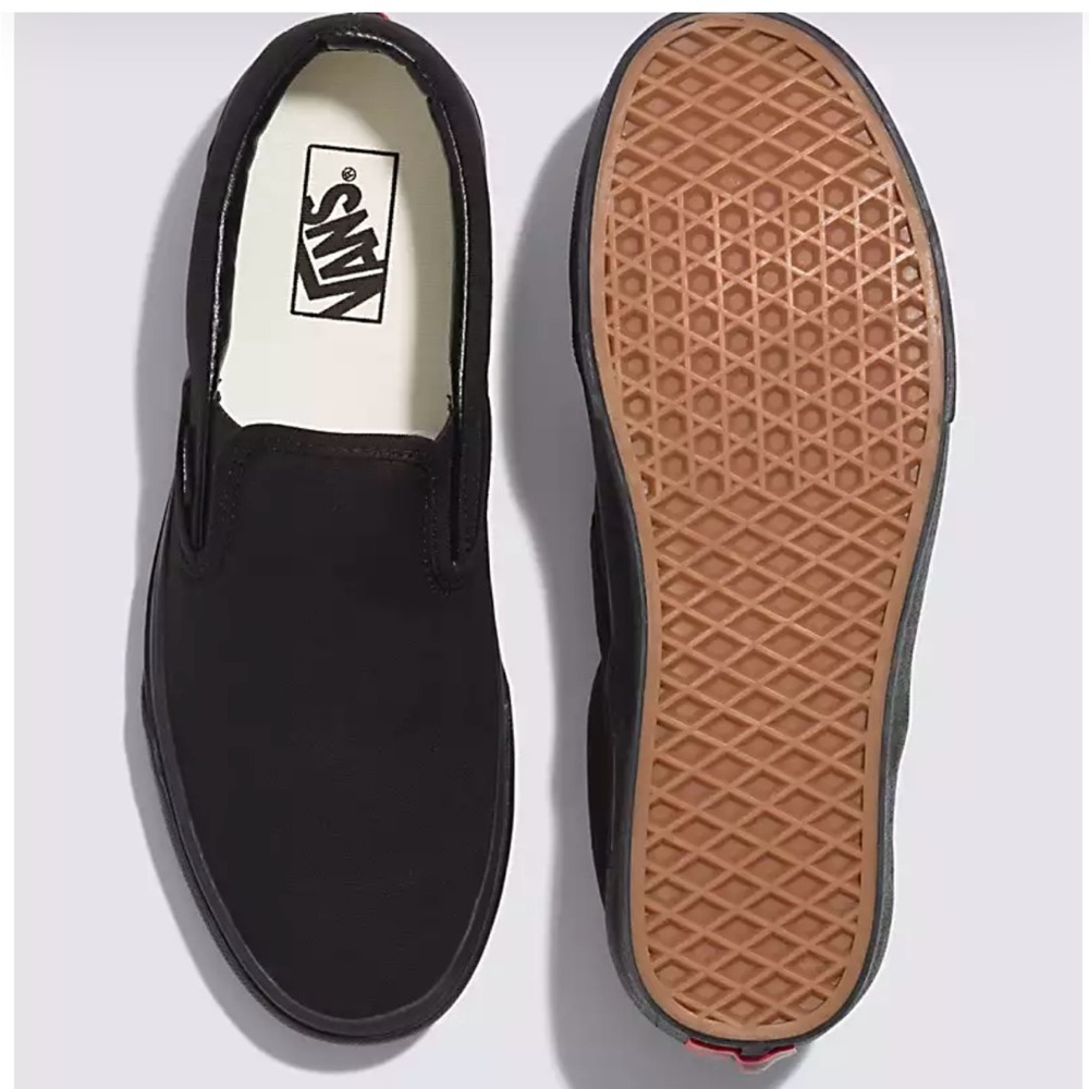 VANS CLASSIC SLIP-ON SNEAKERS